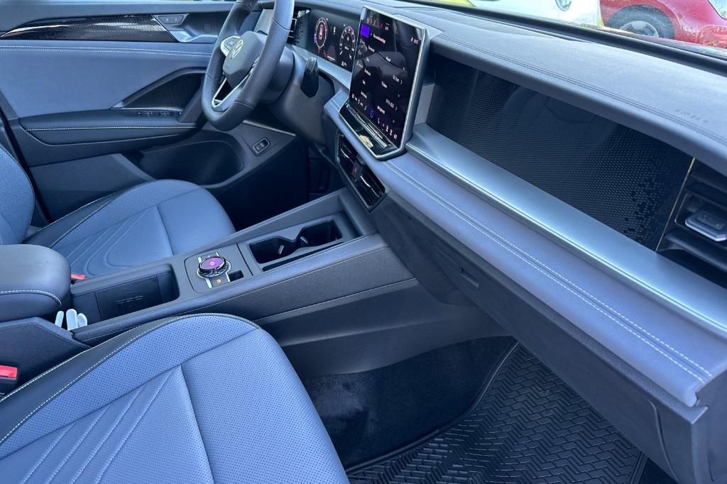 new 2026 Volkswagen Tiguan car, priced at $39,107