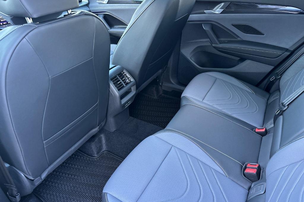 new 2026 Volkswagen Tiguan car, priced at $39,107