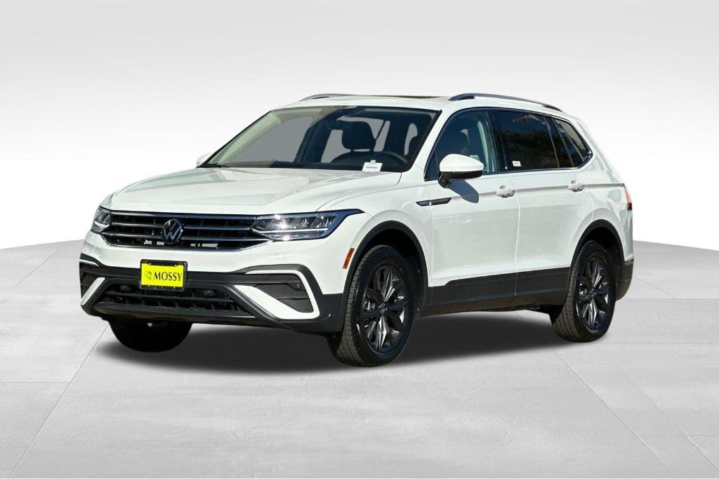 new 2024 Volkswagen Tiguan car, priced at $30,686