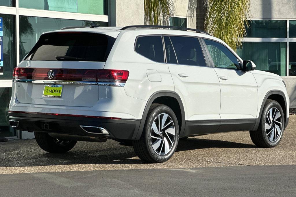 new 2024 Volkswagen Atlas car, priced at $40,451