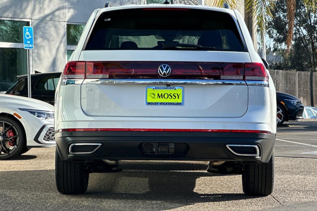 new 2024 Volkswagen Atlas car, priced at $40,451