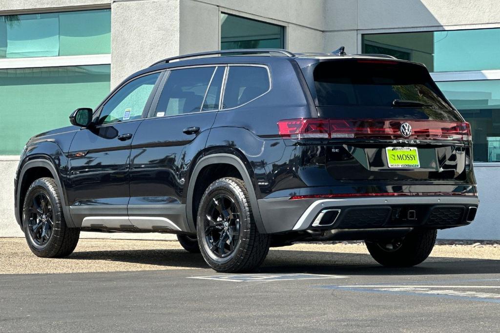 new 2024 Volkswagen Atlas car, priced at $43,959