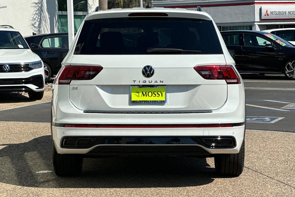 new 2024 Volkswagen Tiguan car, priced at $33,458