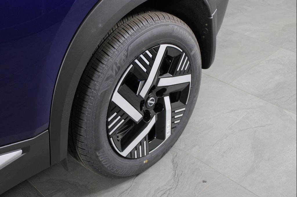 new 2026 Nissan Kicks car, priced at $23,681