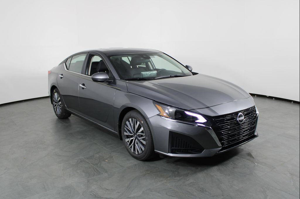 new 2025 Nissan Altima car, priced at $28,587