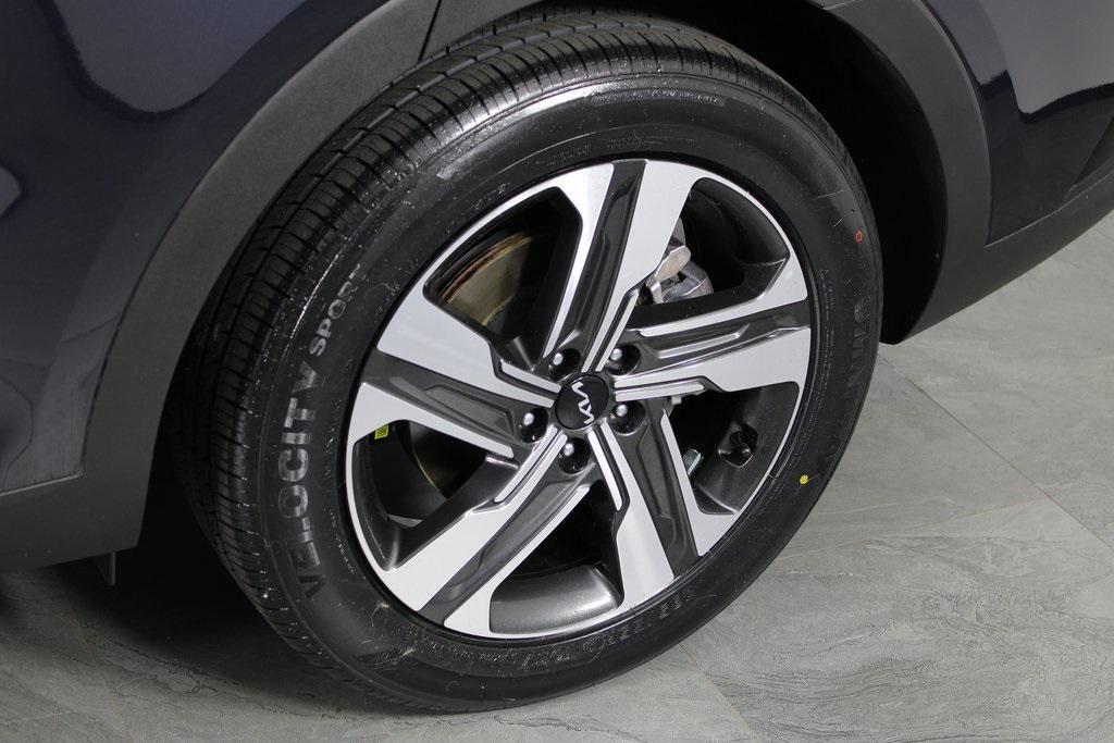 used 2023 Kia Sorento Hybrid car, priced at $31,987