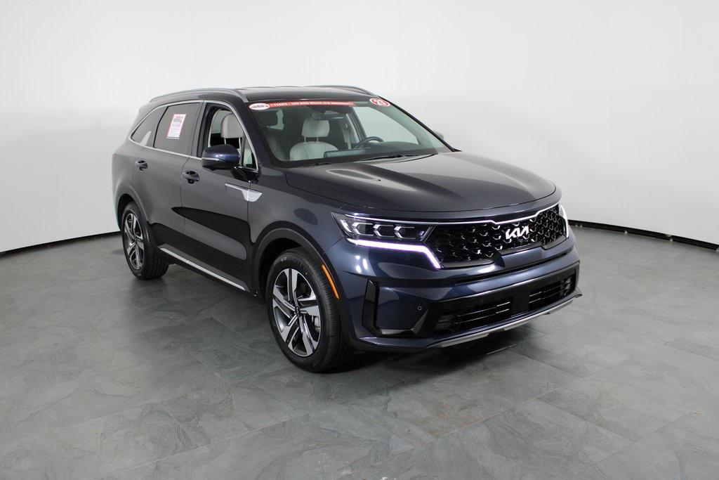 used 2023 Kia Sorento Hybrid car, priced at $31,987