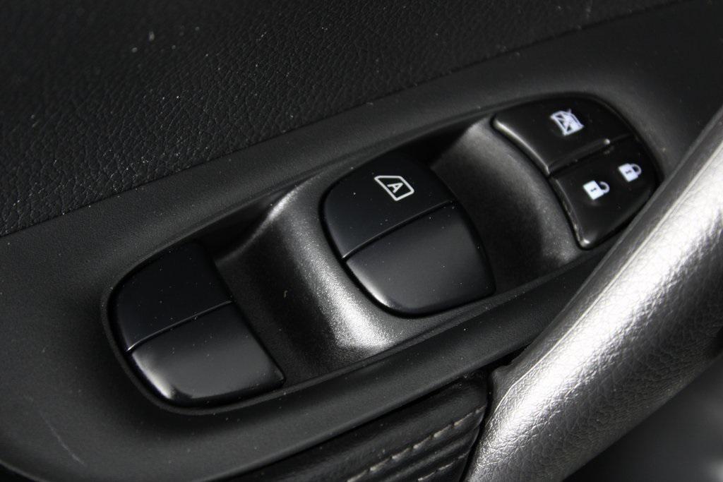 used 2020 Nissan Rogue Sport car, priced at $13,487