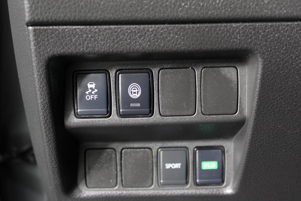 used 2020 Nissan Rogue Sport car, priced at $13,487