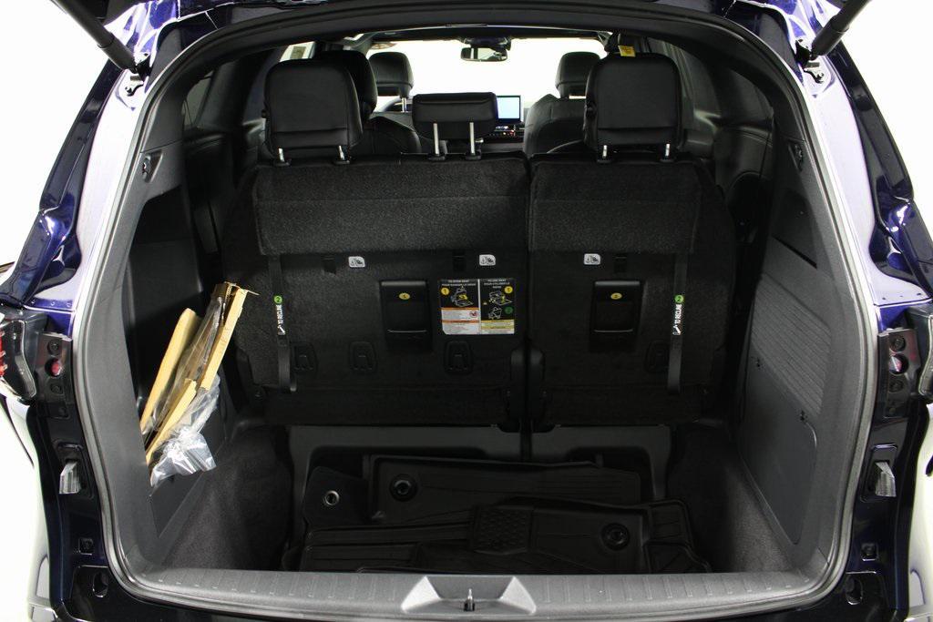 used 2025 Toyota Sienna car, priced at $55,987