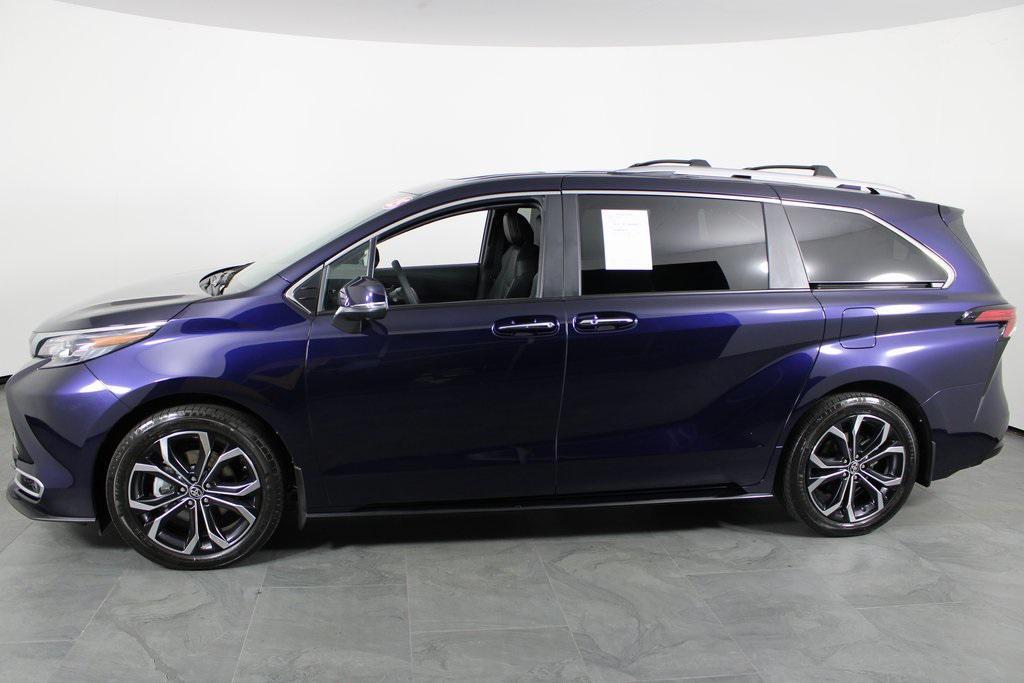 used 2025 Toyota Sienna car, priced at $55,987