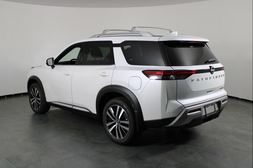 new 2025 Nissan Pathfinder car, priced at $42,452