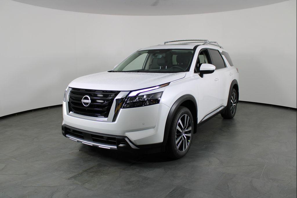 new 2025 Nissan Pathfinder car, priced at $42,452
