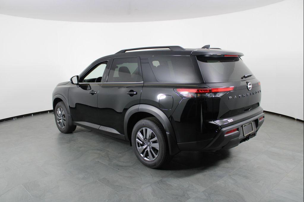 new 2025 Nissan Pathfinder car, priced at $35,638
