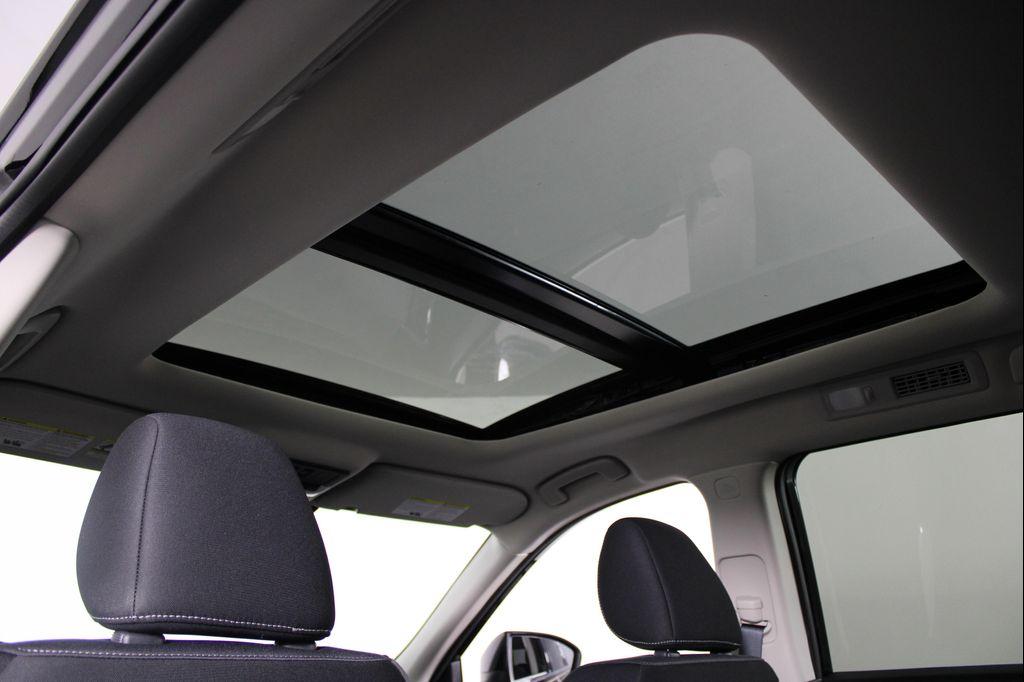 new 2025 Nissan Pathfinder car, priced at $35,638