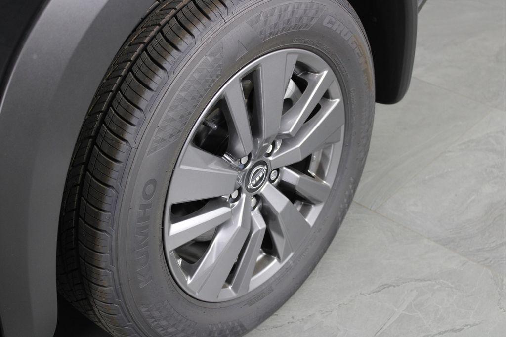 new 2025 Nissan Pathfinder car, priced at $35,638