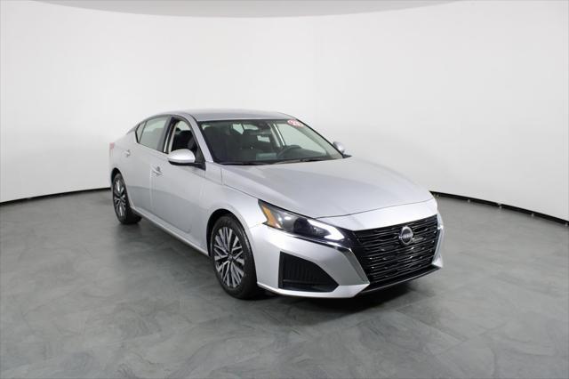 used 2023 Nissan Altima car, priced at $20,987
