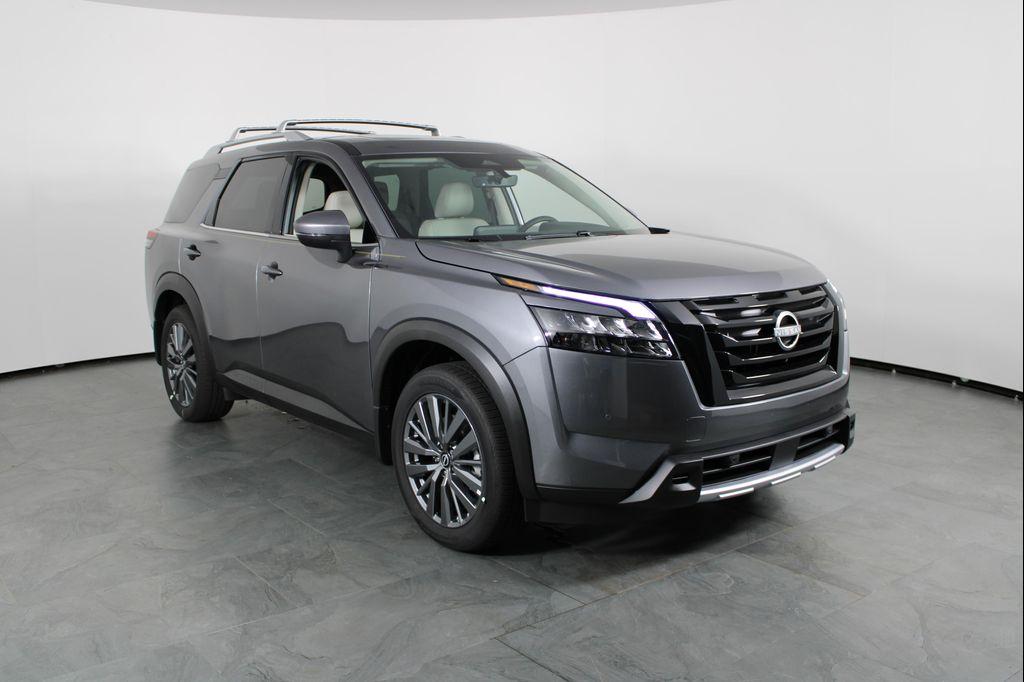 new 2025 Nissan Pathfinder car, priced at $38,878