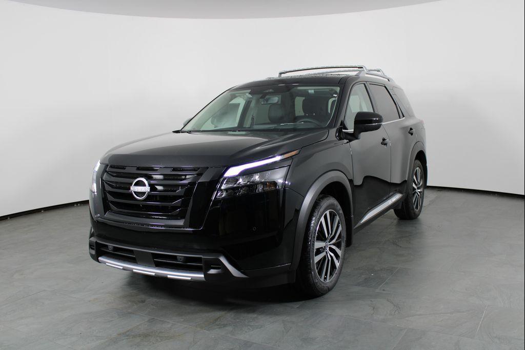 new 2025 Nissan Pathfinder car, priced at $49,086
