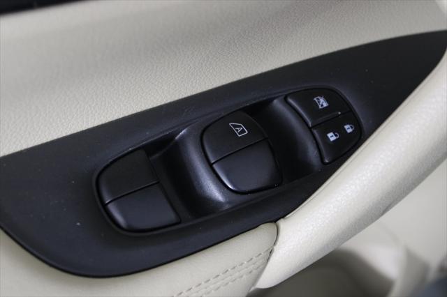 used 2018 Nissan Rogue car, priced at $15,787