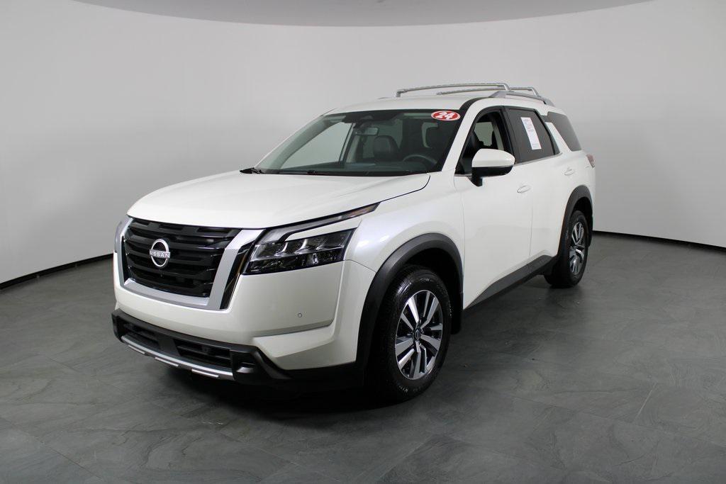 used 2024 Nissan Pathfinder car, priced at $33,587