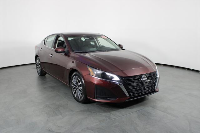 used 2023 Nissan Altima car, priced at $19,987