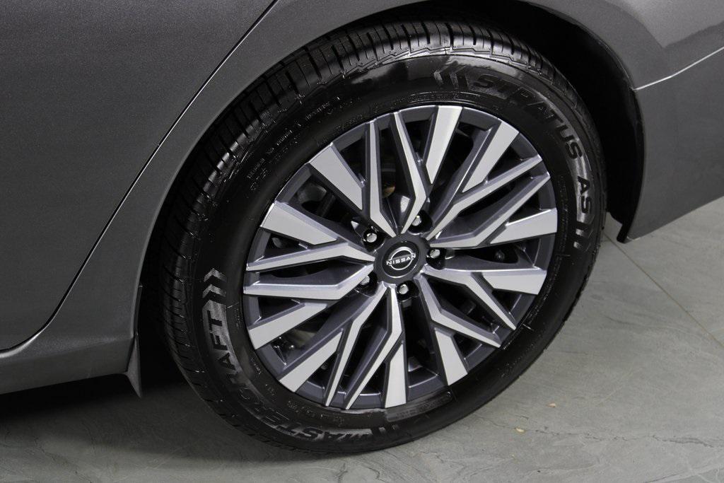 used 2023 Nissan Altima car, priced at $18,487