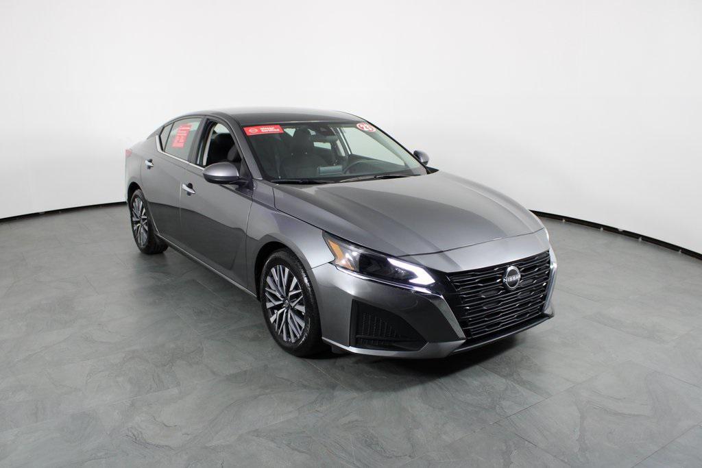 used 2023 Nissan Altima car, priced at $18,487