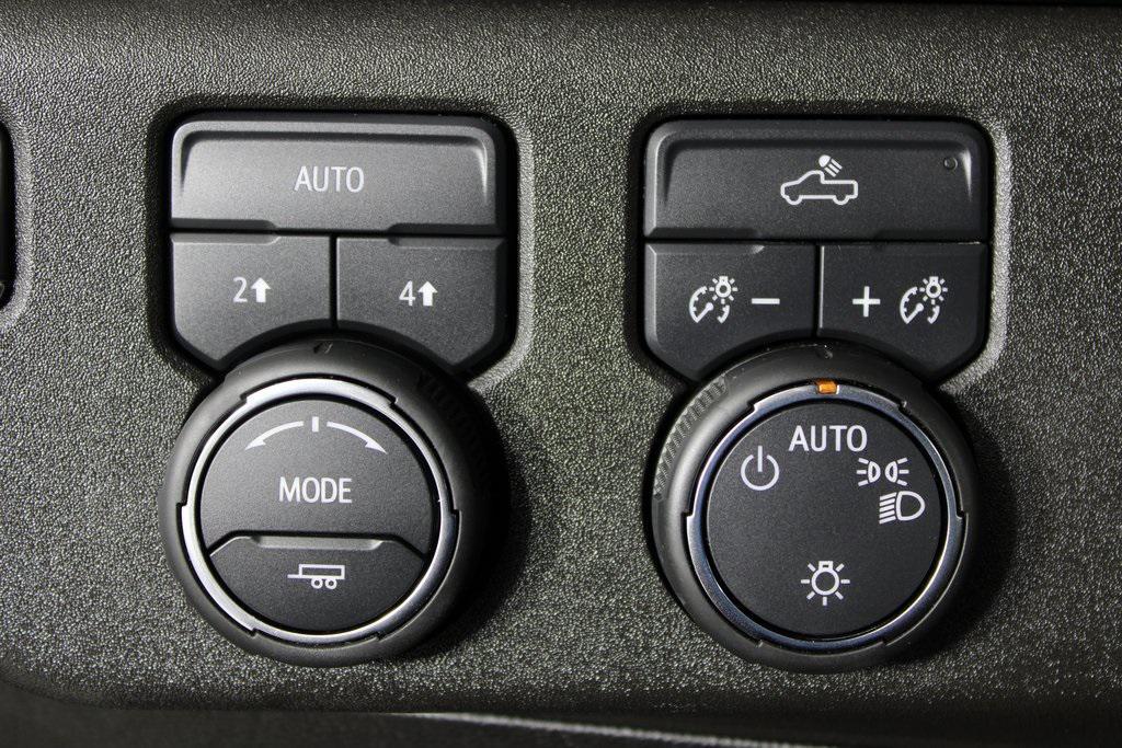 used 2025 Chevrolet Silverado 1500 car, priced at $42,914