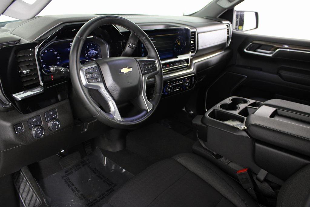 used 2025 Chevrolet Silverado 1500 car, priced at $42,914