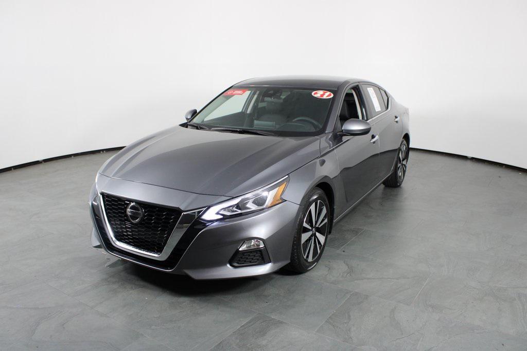used 2021 Nissan Altima car, priced at $17,987