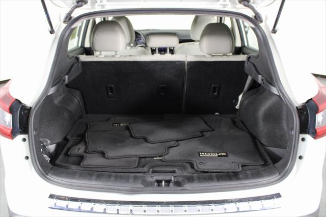 used 2020 Nissan Rogue Sport car, priced at $17,290
