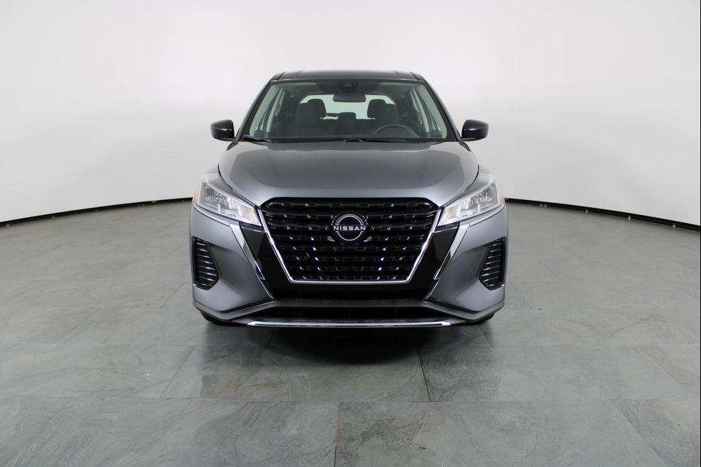 new 2025 Nissan Kicks car, priced at $21,718