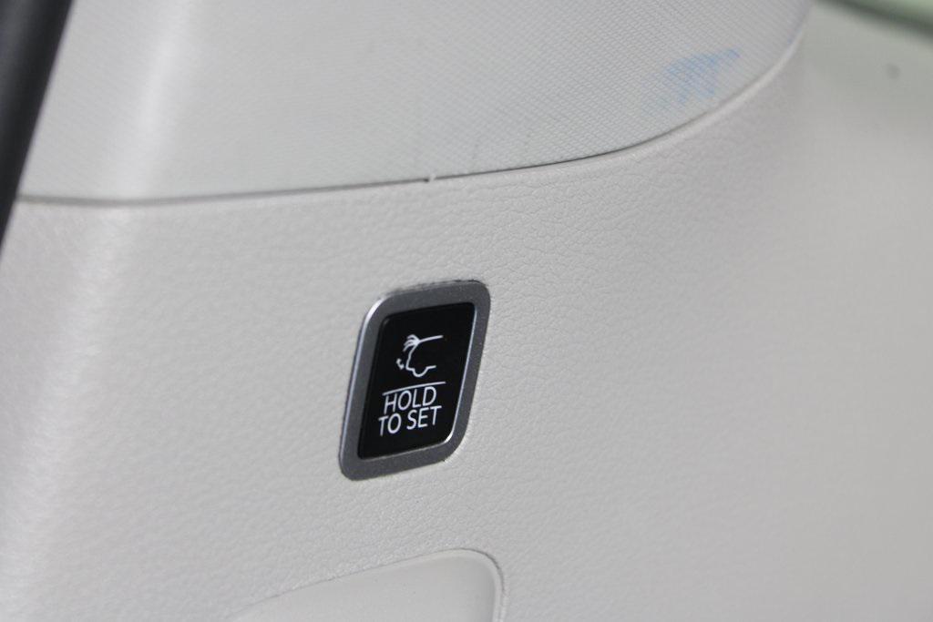 used 2023 Jeep Wagoneer car, priced at $33,987