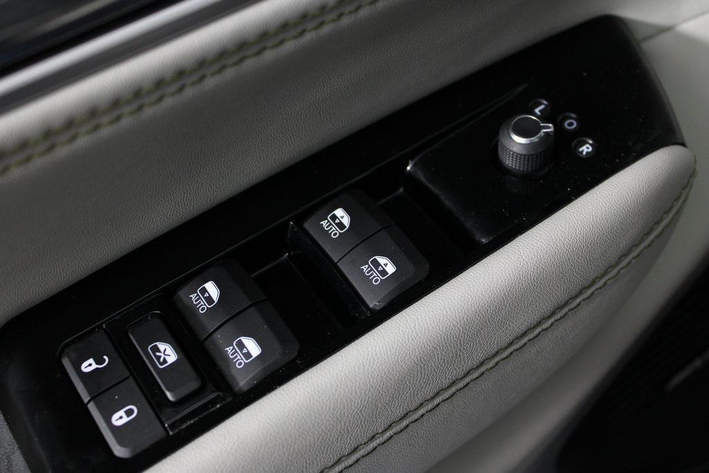 used 2023 Jeep Wagoneer car, priced at $33,987