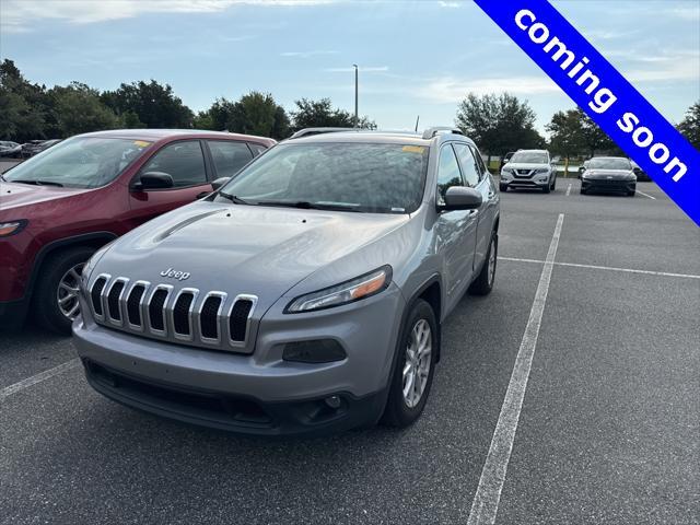 used 2015 Jeep Cherokee car, priced at $9,841