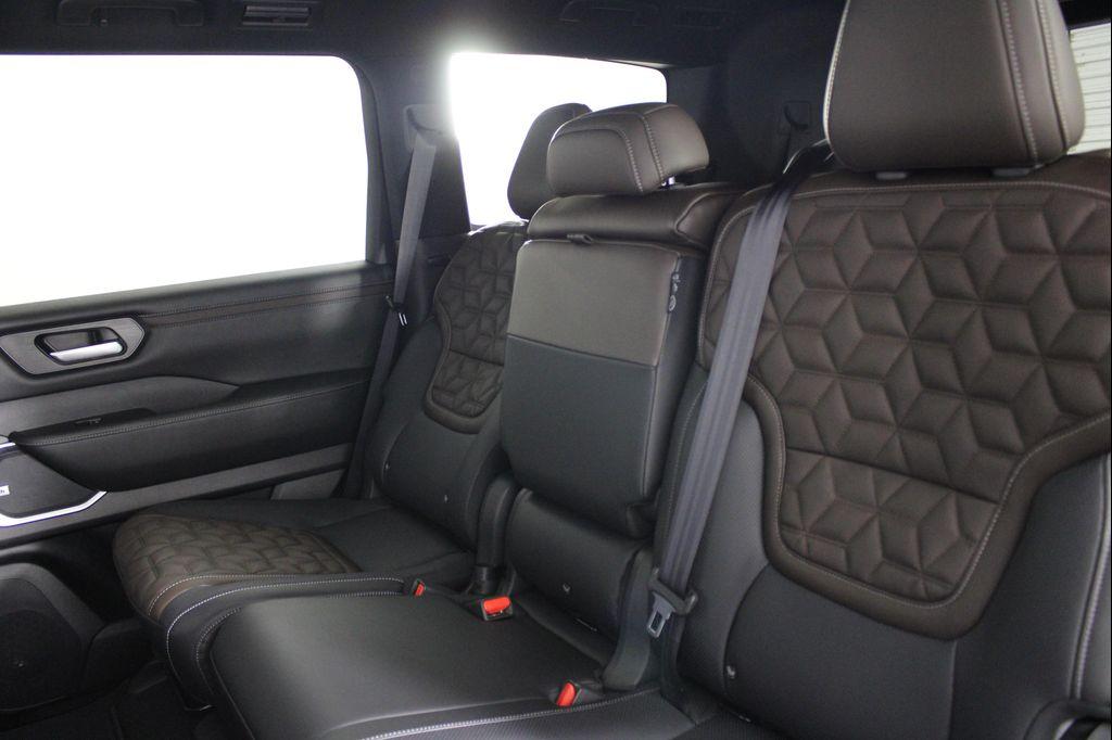 new 2025 Nissan Armada car, priced at $71,881