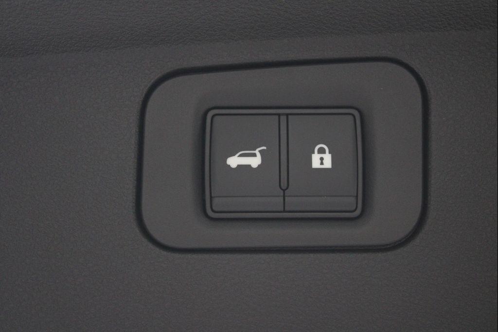 new 2025 Nissan Armada car, priced at $71,881