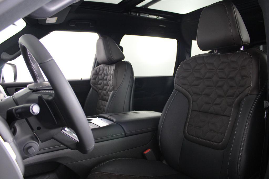 new 2025 Nissan Armada car, priced at $71,881