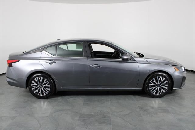 used 2023 Nissan Altima car, priced at $19,987