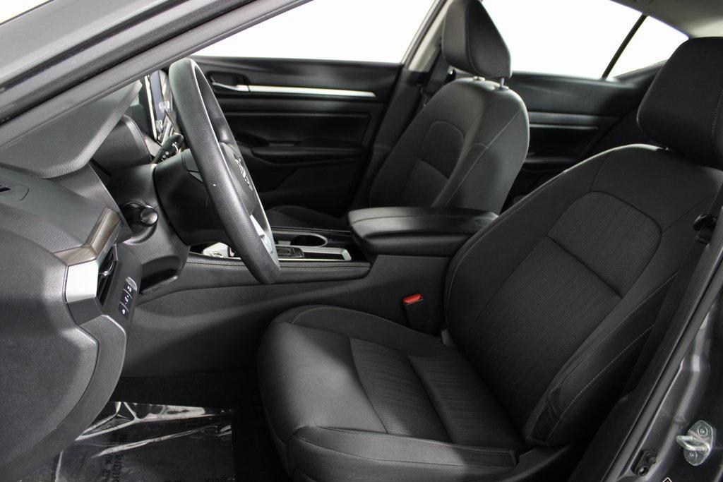 used 2023 Nissan Altima car, priced at $17,987