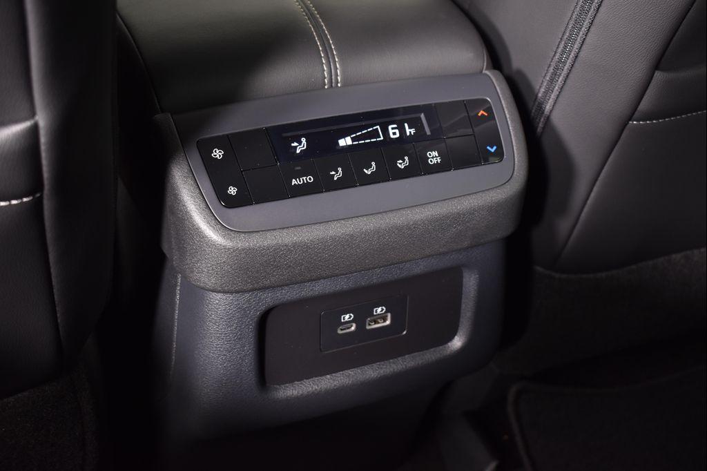 new 2025 Nissan Pathfinder car, priced at $35,434