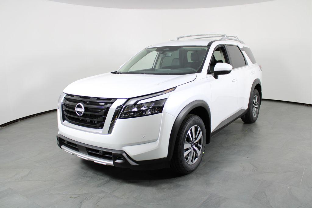 new 2025 Nissan Pathfinder car, priced at $35,434