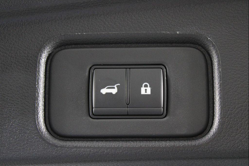 new 2025 Nissan Pathfinder car, priced at $35,434