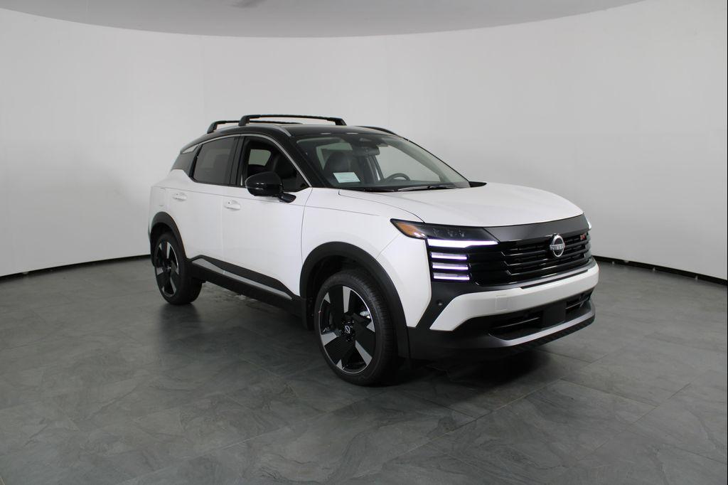 new 2025 Nissan Kicks car, priced at $25,952