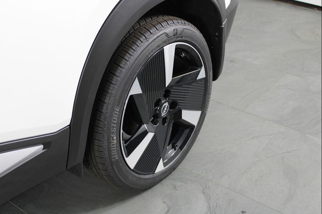 new 2025 Nissan Kicks car, priced at $25,952