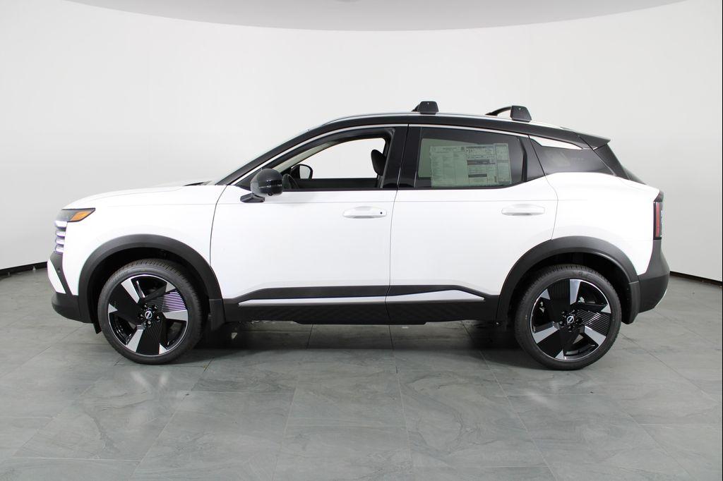 new 2025 Nissan Kicks car, priced at $25,952