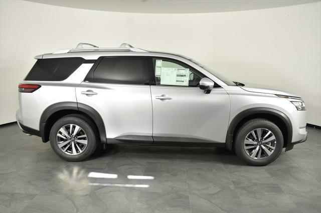 new 2024 Nissan Pathfinder car, priced at $37,421