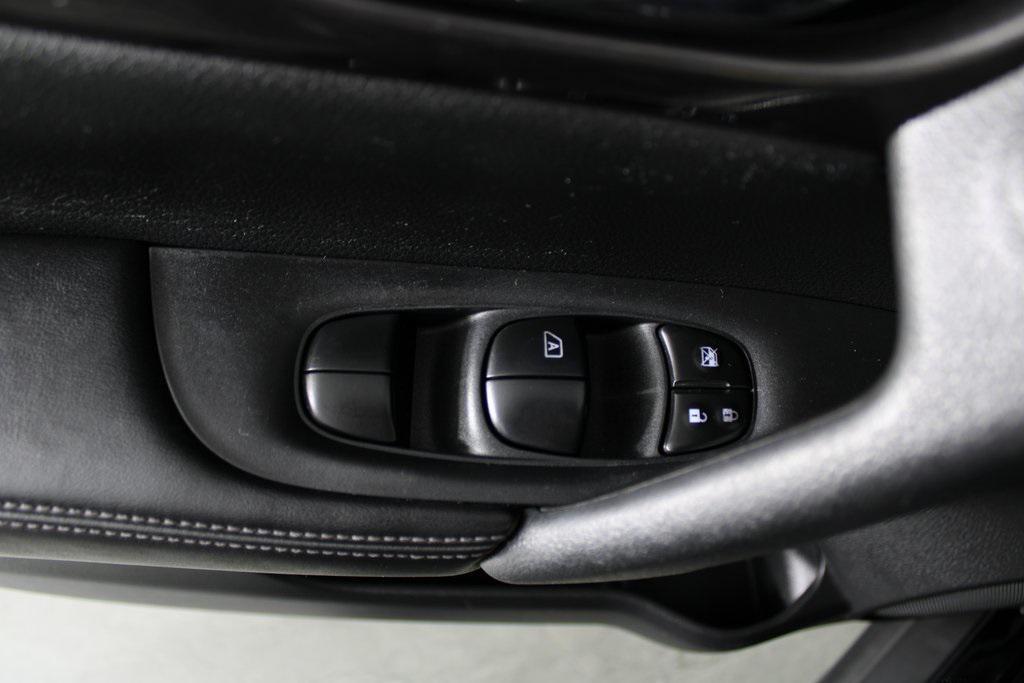 used 2020 Nissan Rogue car, priced at $15,957