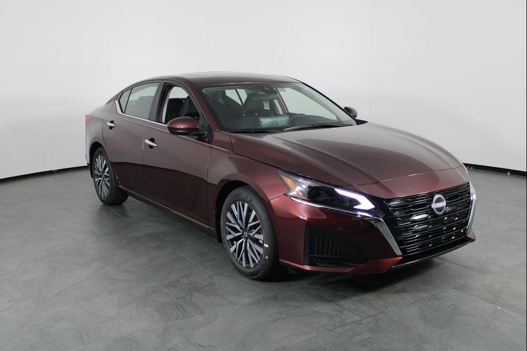 new 2025 Nissan Altima car, priced at $28,587